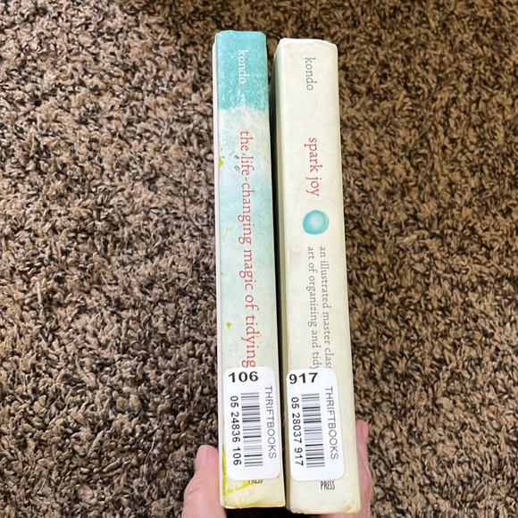 Marie Kondos The Life Changing Magic of Tidying Up & Spark Joy - Picture 6 of 6